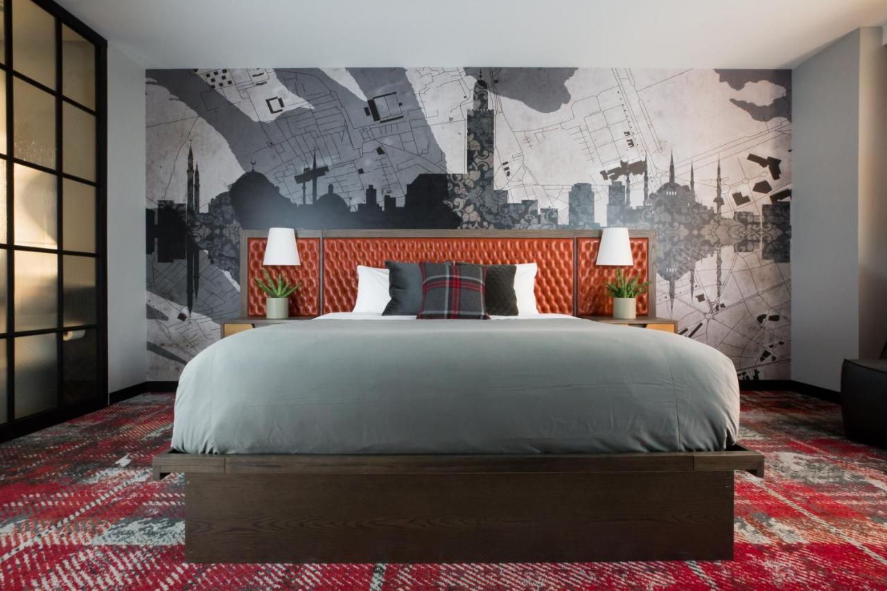 King Room